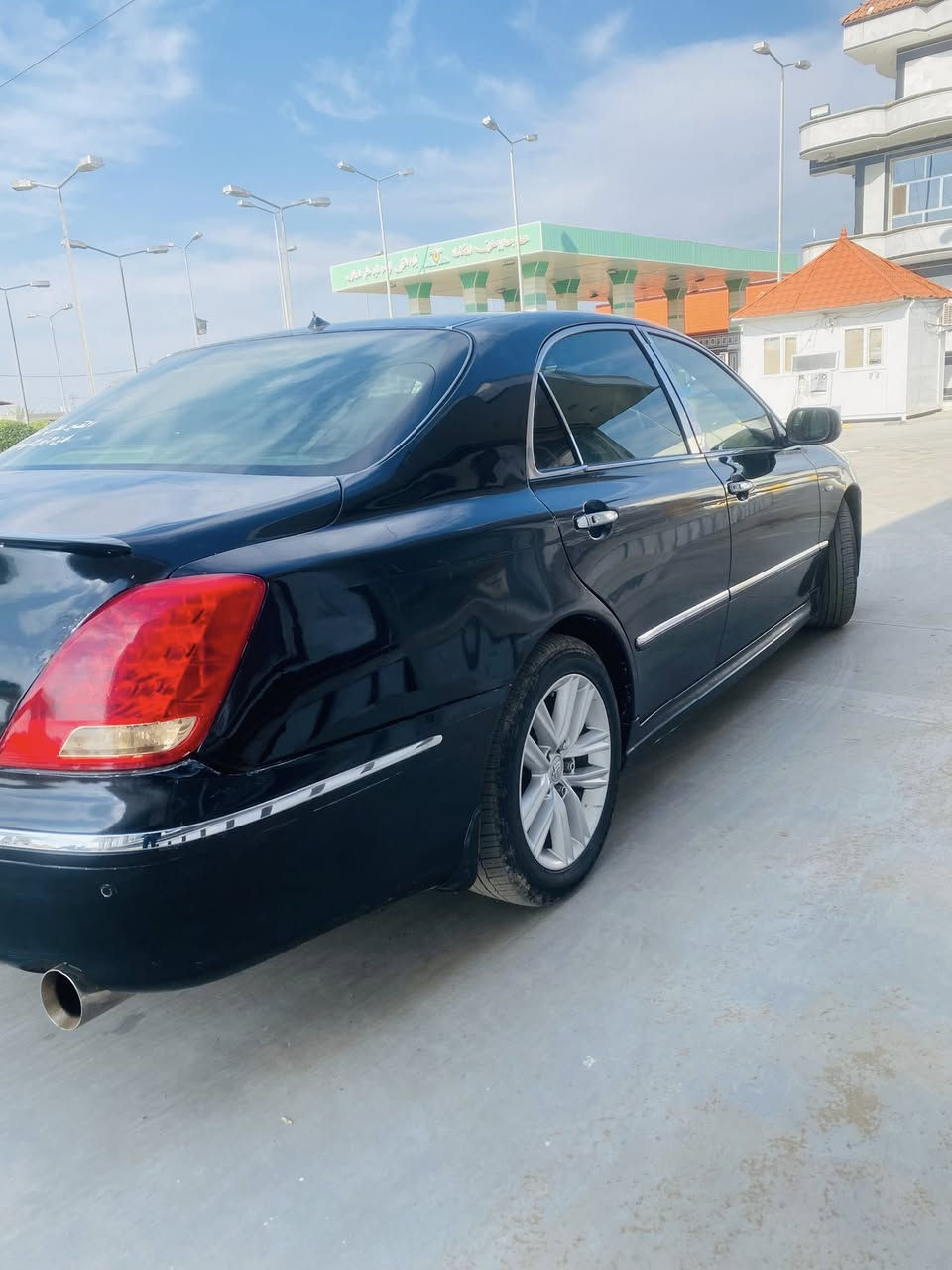 السلام عليكم ماجسته 2007 فول الفول فتحه 5دكم مفوله للخير كصه قماره فقط متومه طبق الأصل السعر 45محرك كير صدر كفاله العنوان اطراف بغداد رقم الجوال ***********
