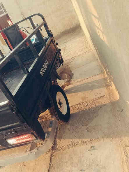 سلام عليكم دراجه للبيع موديل 2014 اوراق اصولي ولباقي كل 2025 من مكينه وصدر كدام كل جديد وين سبعه  الصلي تيرات جدد صارلي سبوعين من شادهن باتري بلجيس صالنصه بلجيس دراجه فقط بدي وشاصي ولباقي كله 2025 صارلي شهر من معمره ولو مامحتاج والله ما  بيعها سعرهاواحدو،325 للستفسار ***********
