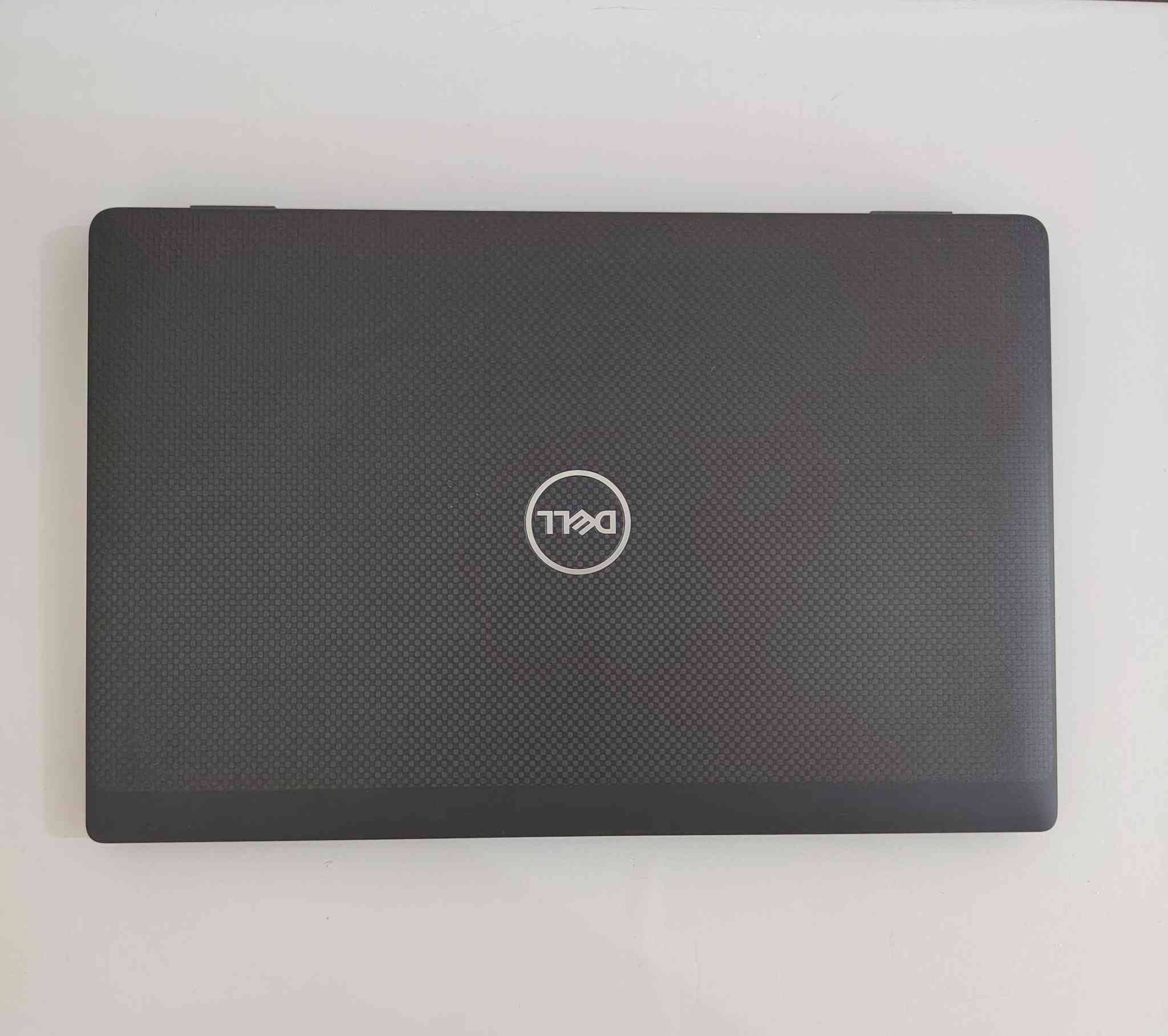 Dell Latitude 7410

معالج كوراي سفن
الجيل العاشر فئة U

رام 16 كيكا ددر4

هارد 256 كيكا سسد ام تو قابل للتطوير

حجم 14 انج
 دقة شاشة فول اجدي

كرت شاشة داخلي مدمج انتل UHD  كرافكس حجم 8 كيكا

السعر: 375.000 الف دينار

شاحنة تايب سي


**إذا كنت صاحب هذا الإعلان وتريد حذفه لأي سبب، رجاءا أرسل رسالة إلى الدعم الفني**