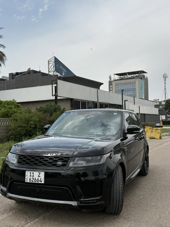 رانج سبورت 
2020 V6. 
السيارة جديدة. دخول. جديد 
ماشية 58 الف 
  حادث. بابيين. لون.  
بغداد اليرموك. 
***********
صور حادث. مرفقه. تحياتي
