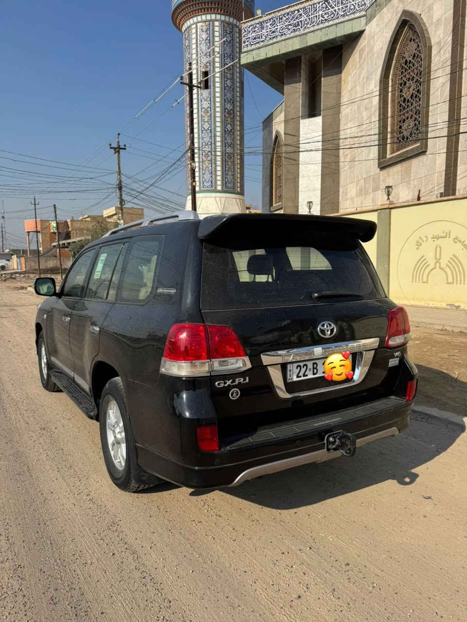 سلام عليكم تويوتا لاندكروز موديل 2011 ستينيه اصل بريم معروفه مواصفات الستينيه سياره مكانين بارد زغار جدا ولباقي كفاله عامه تخم تاير صدر جديد مكينه وكير برغي مامفتوح بيه سياره ماشيه 226 الف حقيقي رقم اربيل تحويل مباشر مكاني بغداد الاستفسار ع ***********
