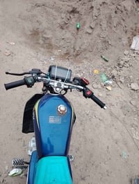 ٢٤ مامفتوح شوفت عينك على ٦٠٠ وبي بمجال 07725906775