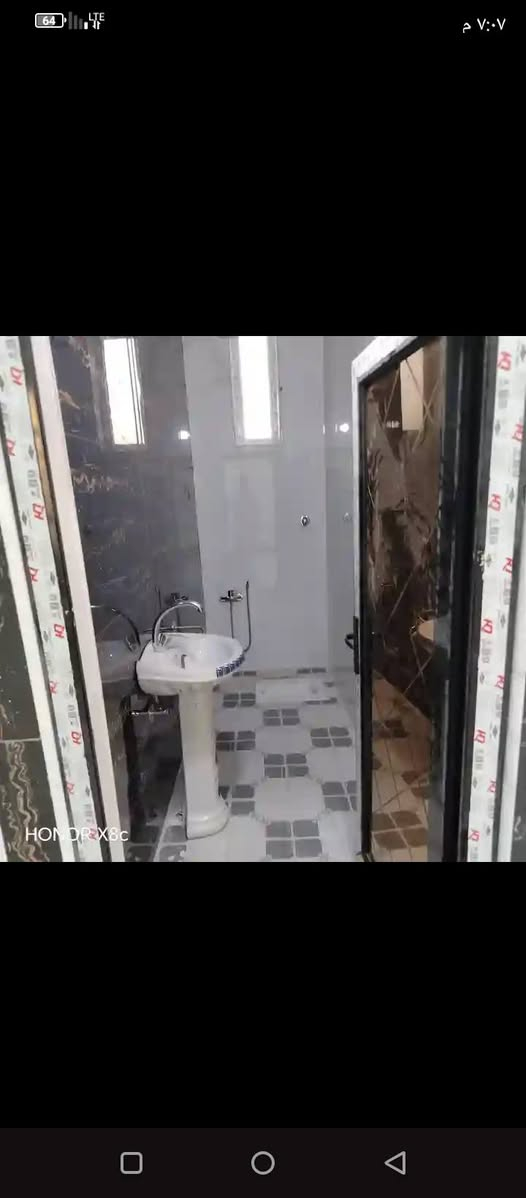🏡دار للبيع🏡
المساحة: 150 متر مربع

✅ #طابو_زراعي_سند_25_أقرار_محكمه

السعر: 127 مليون  (مع المجال)

الموقع: النجف شارع الصب عمود 260 #ألخط_ألاول

مواصفات البناء:

3غرف نوم وصاله ومطبخ واستقبال حمامات داخليه وخارجيه وكراج 

بناء مرتب (أساس + سقف كونكريت + طابوك)

أرضية بورسلين أبو الـ 60

الخدمات:#بعد_عن_سوق_100م

ماء كهرباء مدارس سوق تبليط مولد

للاستفسار والاتصال:

***********

