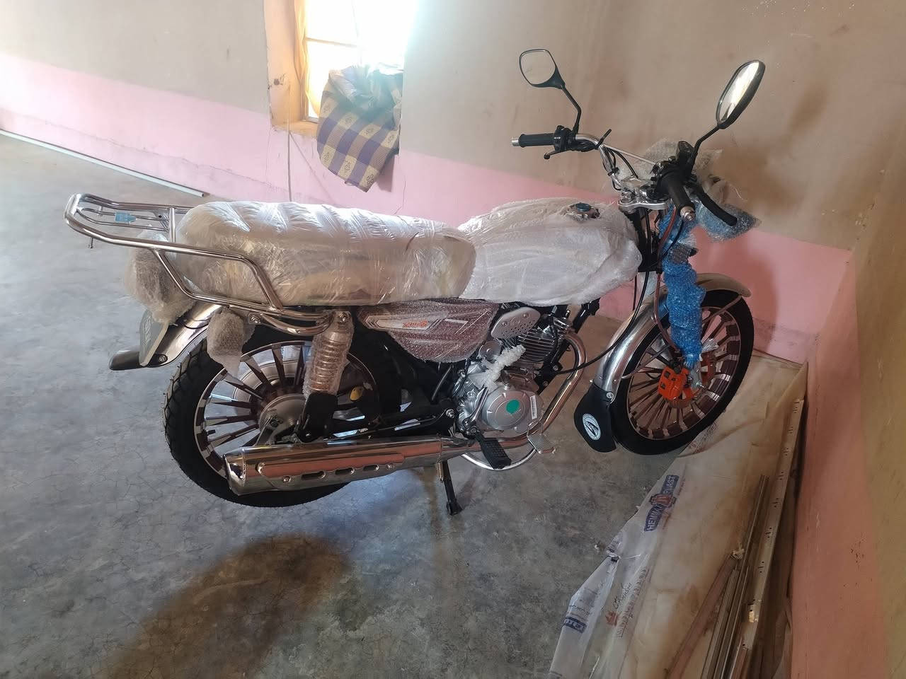 السلام عليكم.. موطور للبيع موديل 2025 بعدو صفر.. اسعر اتصل ودلل.. ***********
