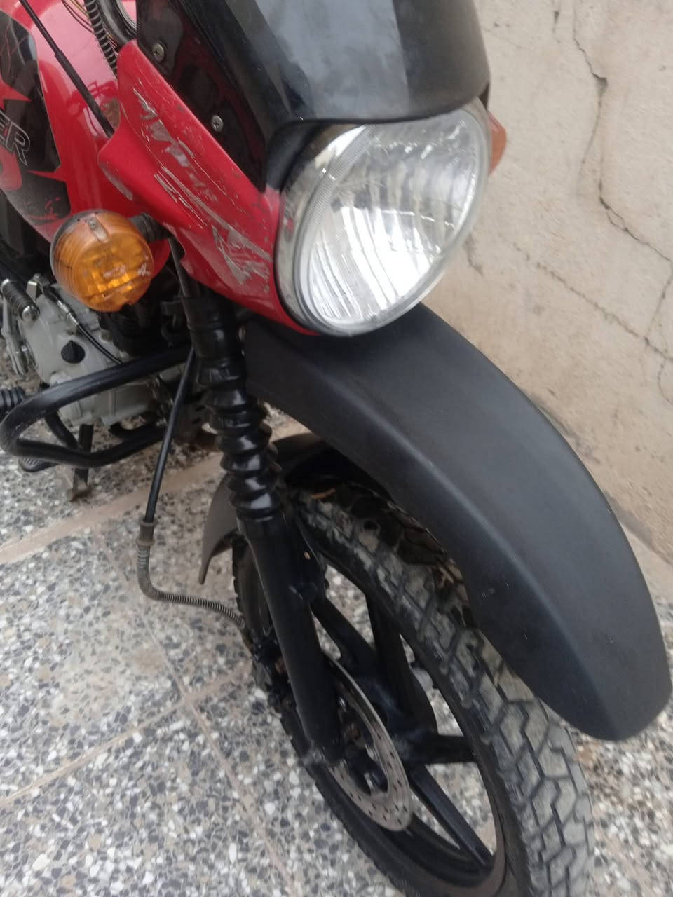 بوكسر جبلي موديل 2023 اوراق سحب دراجه خير من الله كلهه شغاله سعرهه 900وبيه مجال مكاني بغداد اتصل ودلل ***********/واتساب او اتصال
