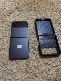 يا الله  شباب نشرت هذني الموبايلات الي ما يعرف بيهن لينطي سعر وهوا ميش...