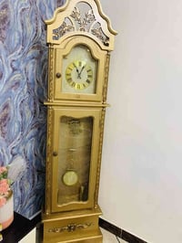 ساعة مستعملة • شغالة • البلديات