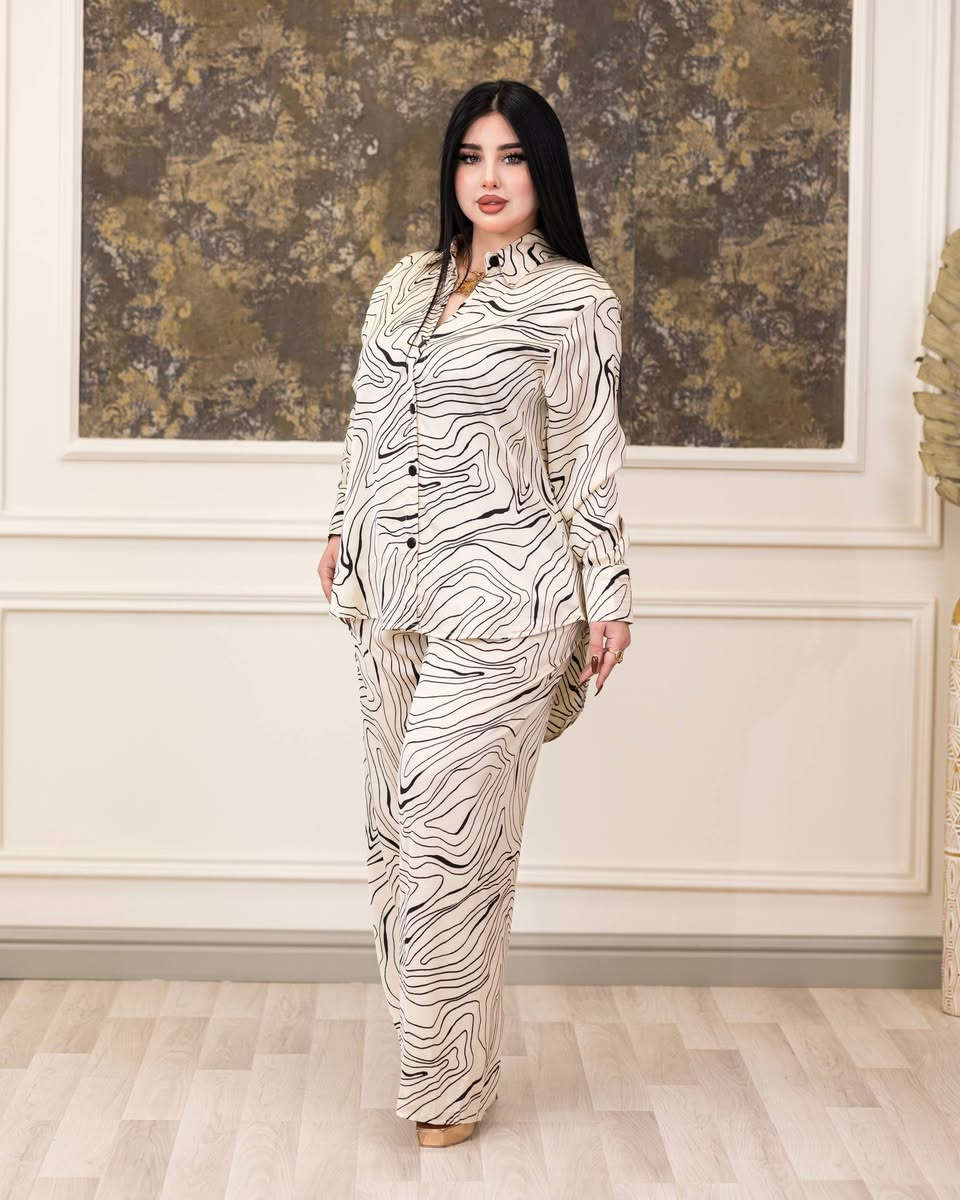 سوت هاڤ

 خامة ستن ارمني مموج خامة وشغل ثقيل

فري سايز يلبس جميع  القياسات 

الدرزن 155 الف
سعر القطعة مفرد 18 الف

توصيل جميع المحافظات 5 الف


**إذا كنت صاحب هذا الإعلان وتريد حذفه لأي سبب، رجاءا أرسل رسالة إلى الدعم الفني**