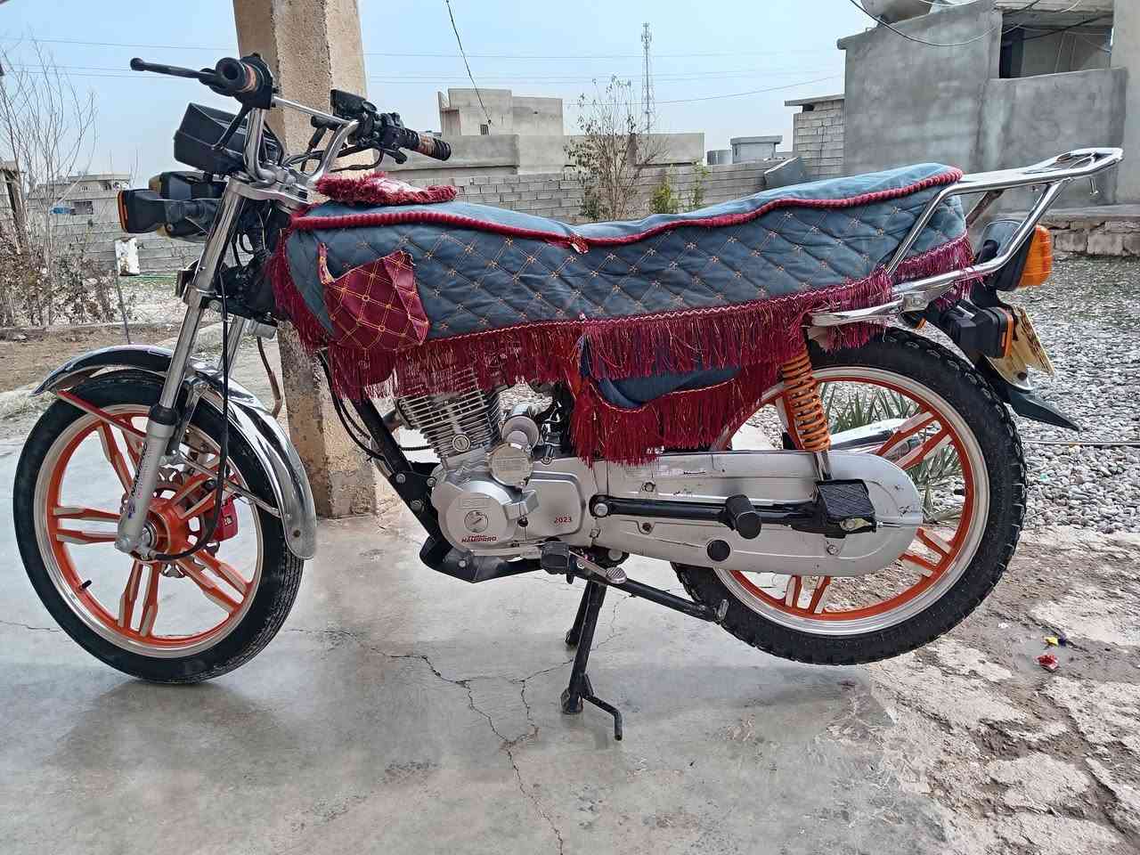 اسلام عليكم ورحمة دراجه للبيع
نامي برو /2023 

محرك /150مامفتوح شرط 

ماطور جديد بعدو شركه 

السعر /500 وبي مجال قليل 

شميط/ ***********
