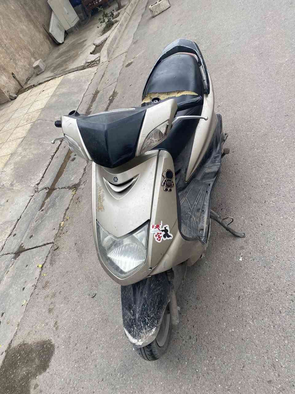 سلام عليكم سكنس نثيه 140 محرك مكفول كفاله عامه برغي ممفتوح بيهة جيب 100 فيتر وتعال نضافة الكفرات 60 بل مية كهربائيات كامله كلهة شغاله دراجه على ايدي سعر 600 او بيهة مجال حك الجيه رقمي ***********
