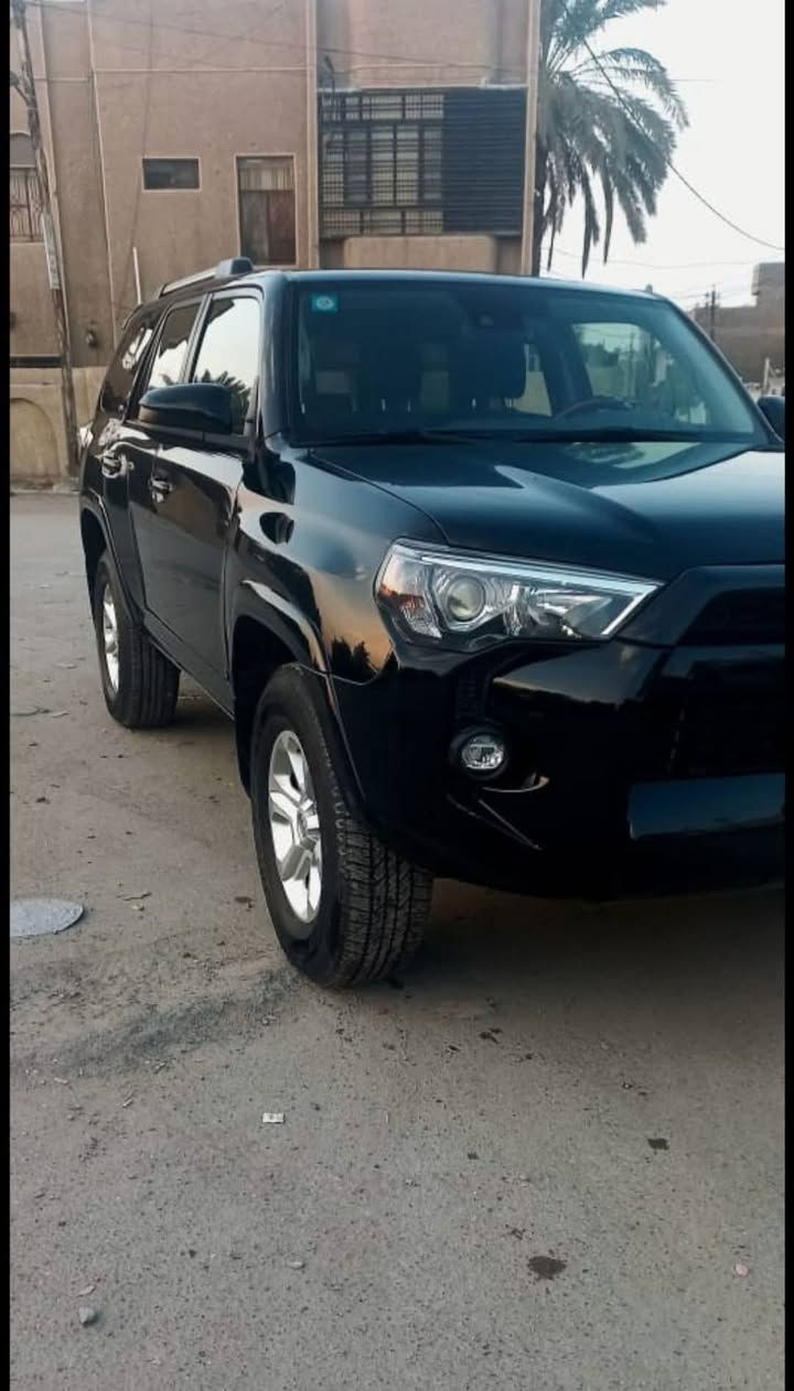 تويوتا فور رنر 2w موديل 2021 SR5 للبيع فقط ماشية ٢٤٠٠٠ الف ميل السيارة حادث امامي كما مبين بالصور السيارة مبدل بيها بدنة اماميه فقط ودعامية السيارة بدون صبغ بيهه تصليح في مقدمة الشاصي خلف البراكيت جهة اليسار نتيجة الحادث محرك 4000 شاشة وكاميرا خلفيه رقم بغداد باسمي السعر ٢٩٠٠٠ الف دولار ***********
