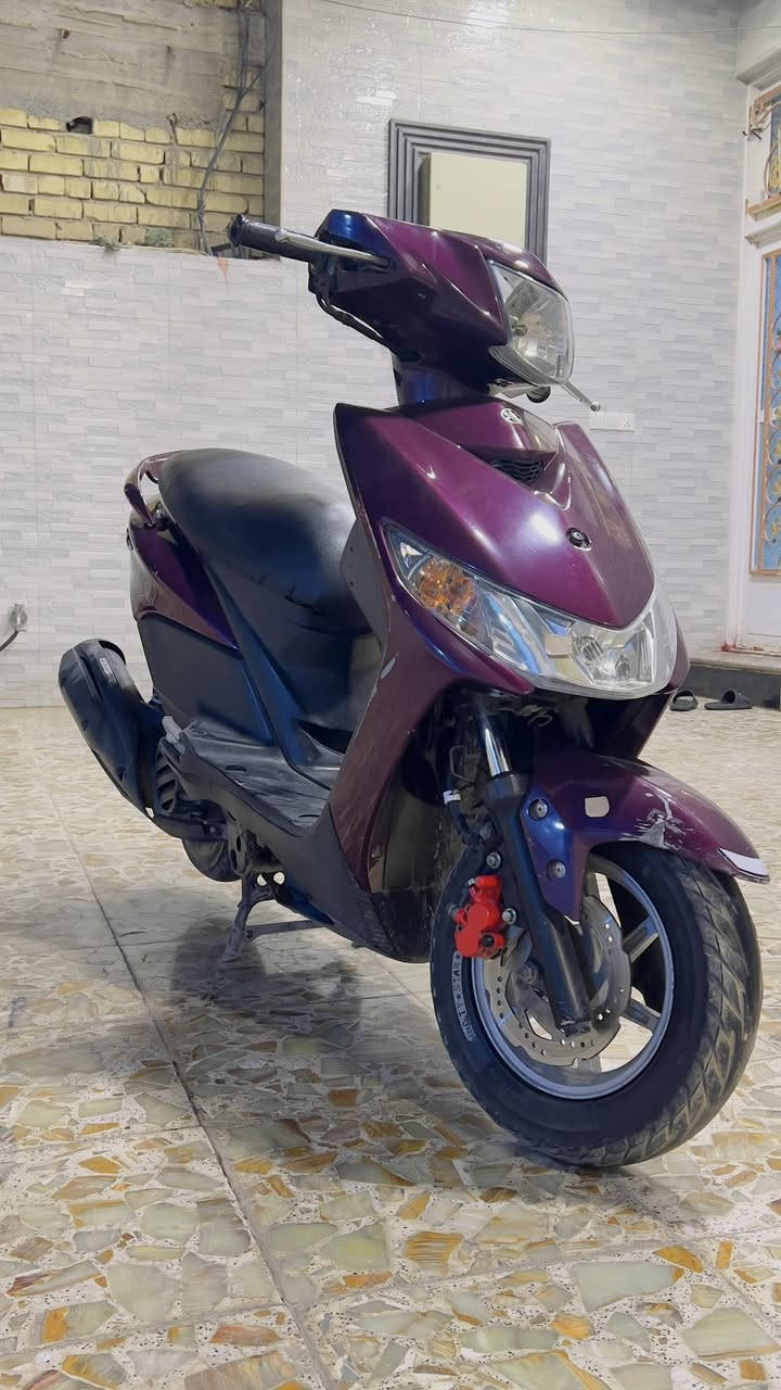 سلام عليكم يابه دراجه جيتي ار حديث كفال عامه من كفر ومكينه ودراجه مرغي ما مبدل بيهه ولا مفتوح بيهه دراجه حلوه ونضيفه وشلعتهه حلوه مكاني بغداد الشعله   الرقم *********** متواجد مس واتساب وتفاصيل الدراجه بلخاص
