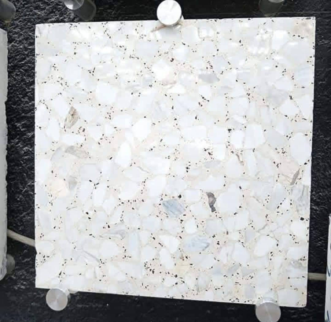 اللهم صل على محمد وال محمد
كاشي عراقي باحدث المكابس اوتماتيك  40×40 
وباحدث الجلايات. وناجح 
      بل فحص المختبري بأمتياز
الرمل مغسول خالي من الاملاح
الحجر مغسول خالي من الشواءب
اسمنت عالي الجودة خاضع للسيطره النوعيه
ماحلو خالي من الاملاح اساله
كاشي عراقي لموزايك سعر لمتر8 داخل بغداد 
كاشي عراقي مطعم بل مرمر سعر12 الف داخل بغداد  وسعر نوعيه من المرمر 14الف

👈 يوجد لدينا اشتايكر 60×40
👈 يوجد لدينا اشتايكر 80×80
👈 يوجد لدينا سنادين مساطب
👈 يوجد لدينا سواقي 
👈 يوجد لدينا بآيات تعليك
👈يوجد لدينا مقرنص 
👈يوجد لدينا إزاره
👈 يوجد لدينا رصيف
👈 يوجد لدينا زفت
👈 يوجد لدينا الاين حدائق

مستعدون لتجهيز المشاريع الحكومية والأهلية 
للحجز والاستفسار اتصل على الرقم ***********
***********
