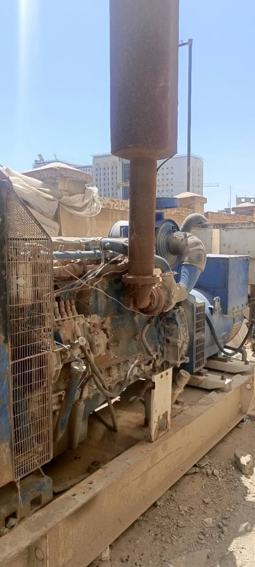 السلام عليكم بيركنز انكليزي اصل بم ونوزل رولز رايس 375 كيفي سابقآ شغاله مال فندق حالياً تاركه ابيع على وضعه راس توليد اصلي بلادي انكليزي اتصلح للمواقع والخطوط لاستفسار الاتصال *********** مكان كربلاء المقدسة
