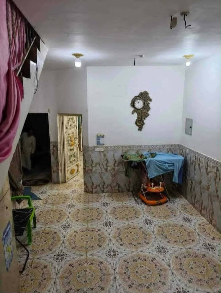 #دار_للبيع ✅
 حي الحكم مساحة 125 متر متكون من غرفة واحدة وصاله وحمامات ومطبخ وبراني سنة البناء ٢٠١٧ كافة خدمات مجاري مقرنص تبليط مطلوب للاسكان 7 مليون 
السعر الكلي 110 مليون
_________________________________________
#للاستفسار الاتصال📞 او مراسلتنا عبر الواتساب 📞*********** 🛜》

#ملاحظة: لعرض عقارك ماعليك سوى مراسلتنا 
عبر بريد 📩الصفحة او عبر الواتساب📲
{{👍#تابع_الصفحة لتصلك عروض مكتبنا 🫰🏛
