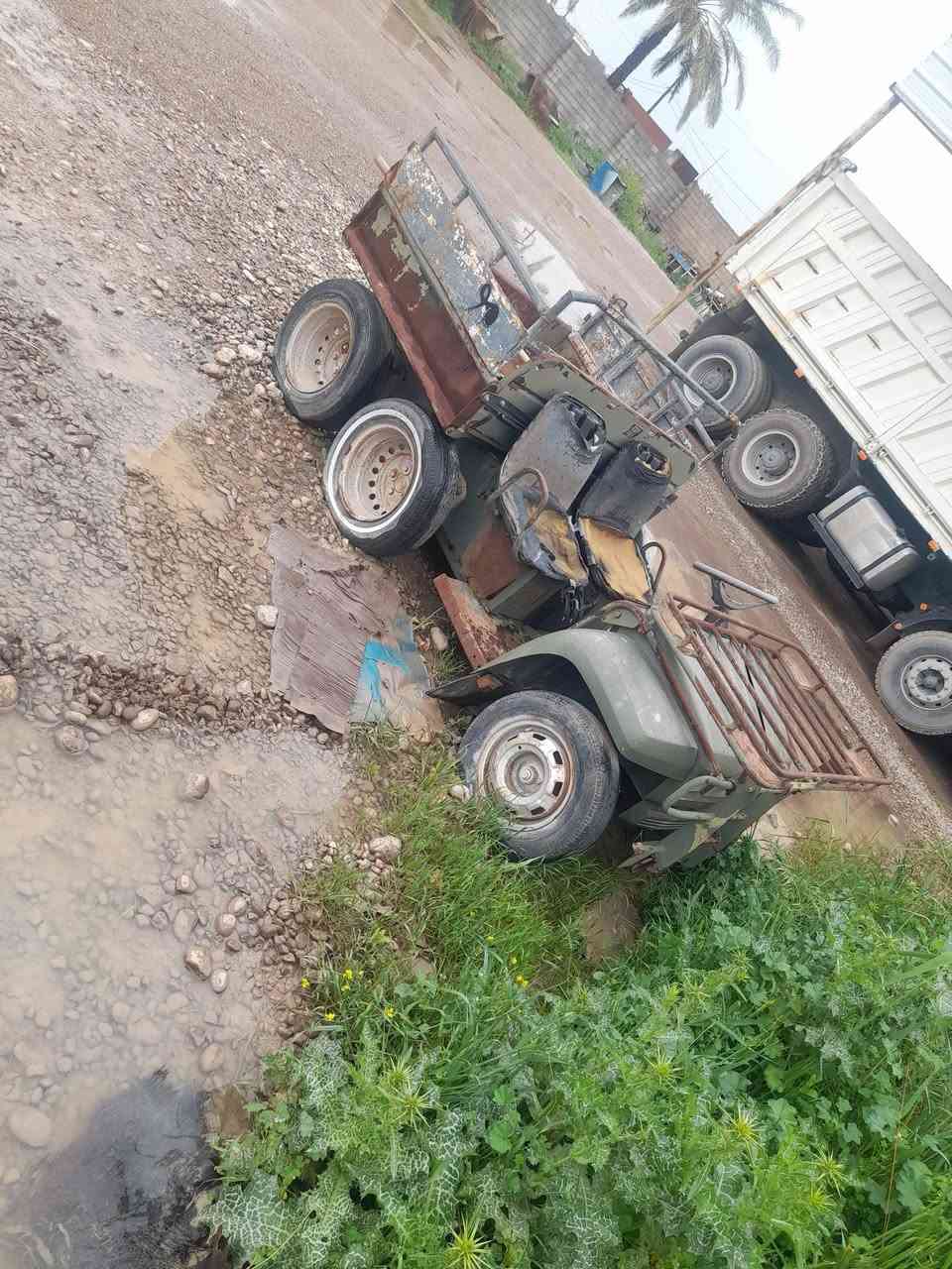 السلام عليكم لبيع ستوته محرك كابوته ثلاثه بستم مكان ديالى  الخالص  اتصال رقم *********** السعر  11ورقه
