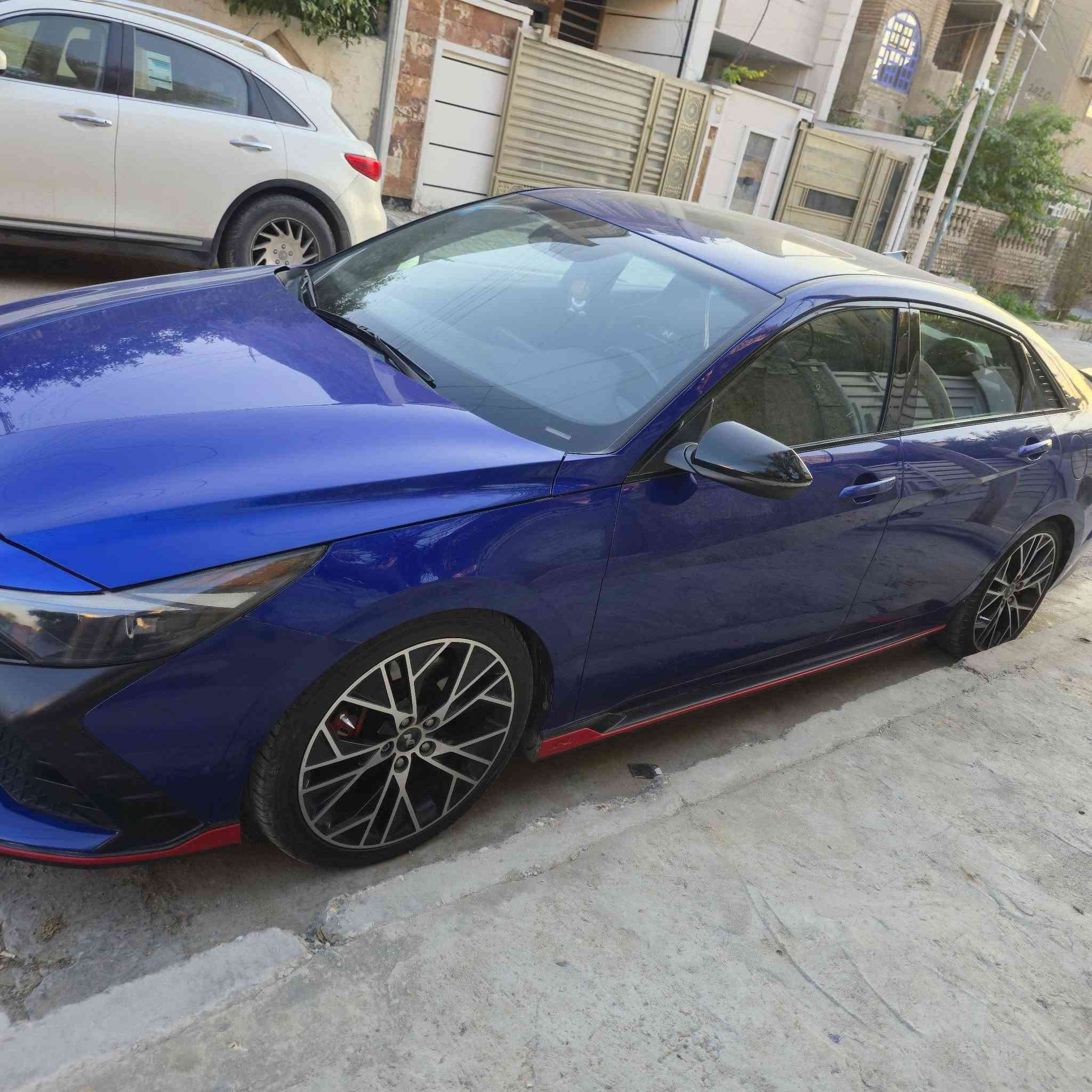 السلام عليكم..... النترا N 2.0تيربو اصل طياره2022
السرعه300
ماشيه74الف كيلو قابل للزياده
المواصفات:
كشنات ريكارو اصل 
تدفئه كشنات الوان داخليه 24لون
شاشه تدعم ابل كار بلي واندرويد اوتو
نضام تحكماتN
دكمهNGS☠️
دكمهN
وضعيات Nو custim
رادار الكتروني امامي وخلفي وحساسات كامله وتثبيت مسار ومحافضه عل مسار ومثبت سرعه  بريك الكتروني وتحذير ابواب ونضام سماعات Boss عدادات الكترونيه
وفتحه سقف السياره فول مواصفات 1/1 اعلى مواصفات بل N
حادثهه مثل ما موضح بل صور  جاملغ عكس سايق وبنيد تبديل نفس لون شركه السياره كامله مناقصهه اي شي سويتلهه ادامه كامله قبل يومين ماعليهه اي ملاحضات كلشي كامل رقم بغداد الجديد ب اسمي وهزه جديده 
السعررر:185 ورقه  بيهه مجال بسيط حك الجيه ورجائاً اذا مو شراي لتتصل
*********** وتساب متوفر
***********
هاي ارقامي للتواصل   شكرا
