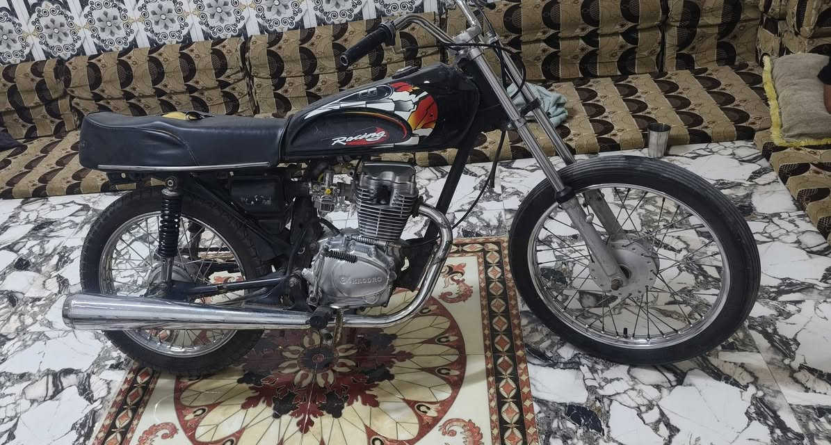 السلام عليكم دراجه لبيع  السعر 250 باقي التفاصيل خاص ***********
