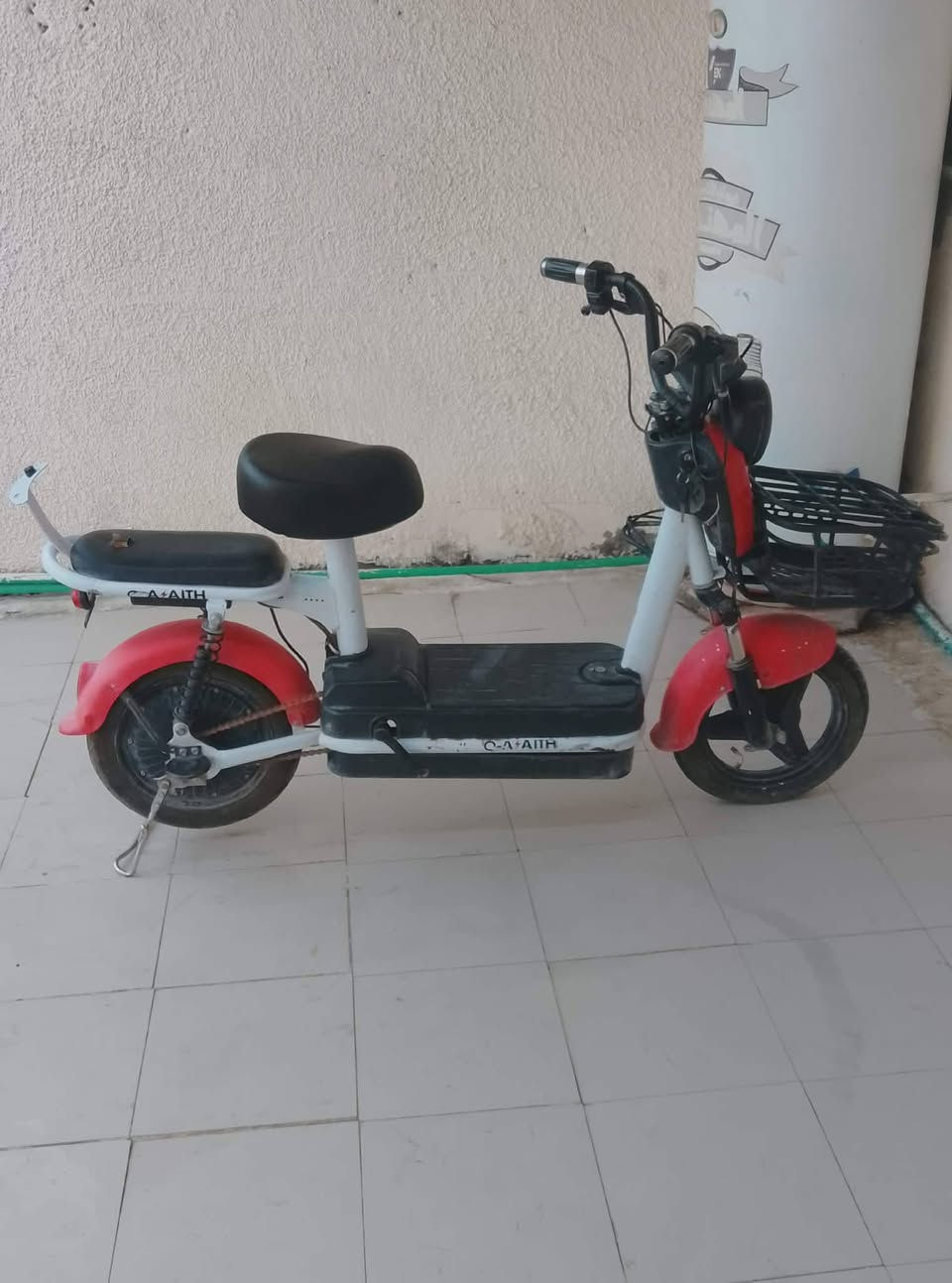 لبيع`
دراجة شحن
125000
باسكل 100000
***********.واتساب
