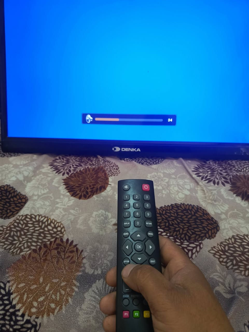 سلام عليكم
شاشه حجم 24 سعره 30الف
ترهم ستلايت وكامرات 
***********
سعره ثابت
