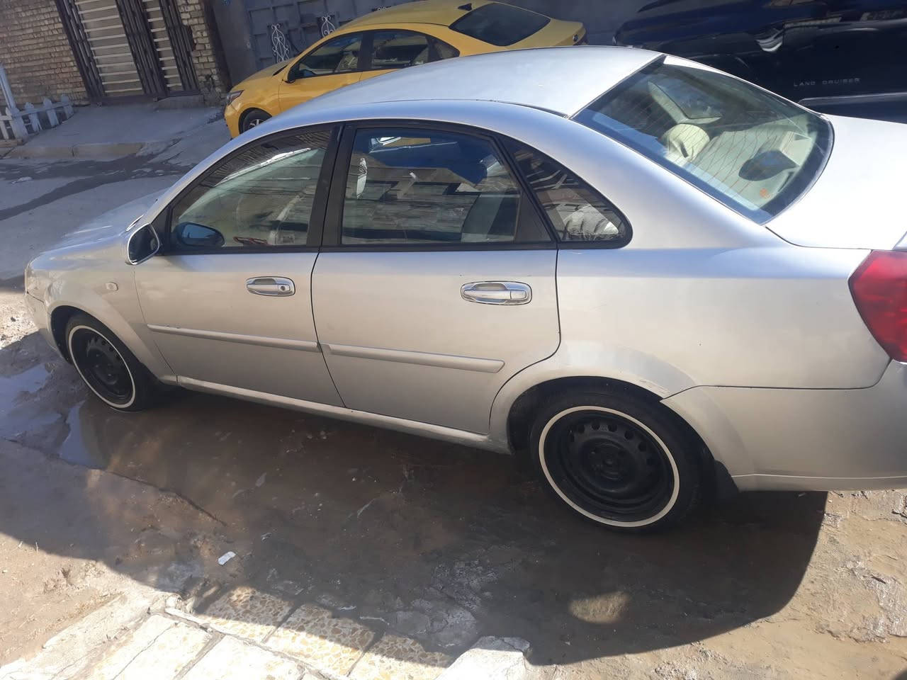 اوبتره موديل ٤
مكينه وكير مكفولات 

تبريد شغال

تخم تاير خط ابيض 

حداديه اماميه جدد

كير عادي

مصبوغه بلا ضربه لا بجم لا تكم لا صندوك لاقماره مكفولات 

العنوان بغداد البلديات

السعر ٤٨ بيه مجال بسيط

***********
