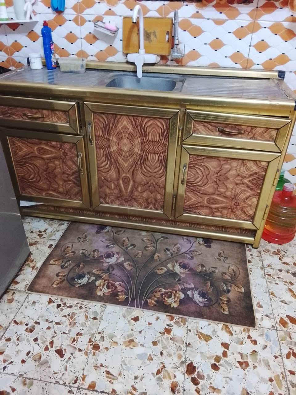 كاونتر للبيع 3قطع  نظيف جرارات ثنين بس يحتاجلهن ظب كلش نظيف السعر 200بيه مجال


**إذا كنت صاحب هذا الإعلان وتريد حذفه لأي سبب، رجاءا أرسل رسالة إلى الدعم الفني**
