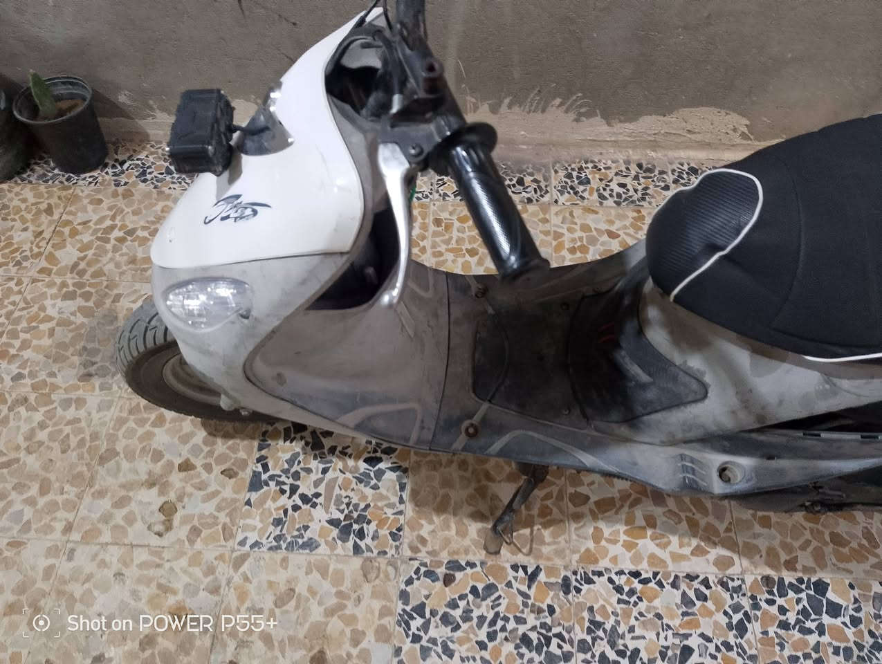 بسم الله ماكس منغولي  كهربائيات شغاله مكينة 55 نظيفه أوراق  400رقم***********
