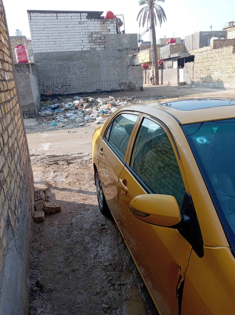 بيوايدي 2013 مكينة ياباني كير عادي مصفر هيئة وغرامات رقم بغداد انكليزي
 السعر 38 ورقة ***********
