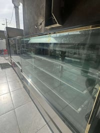 عارضة كيك • إيراني • البصرة