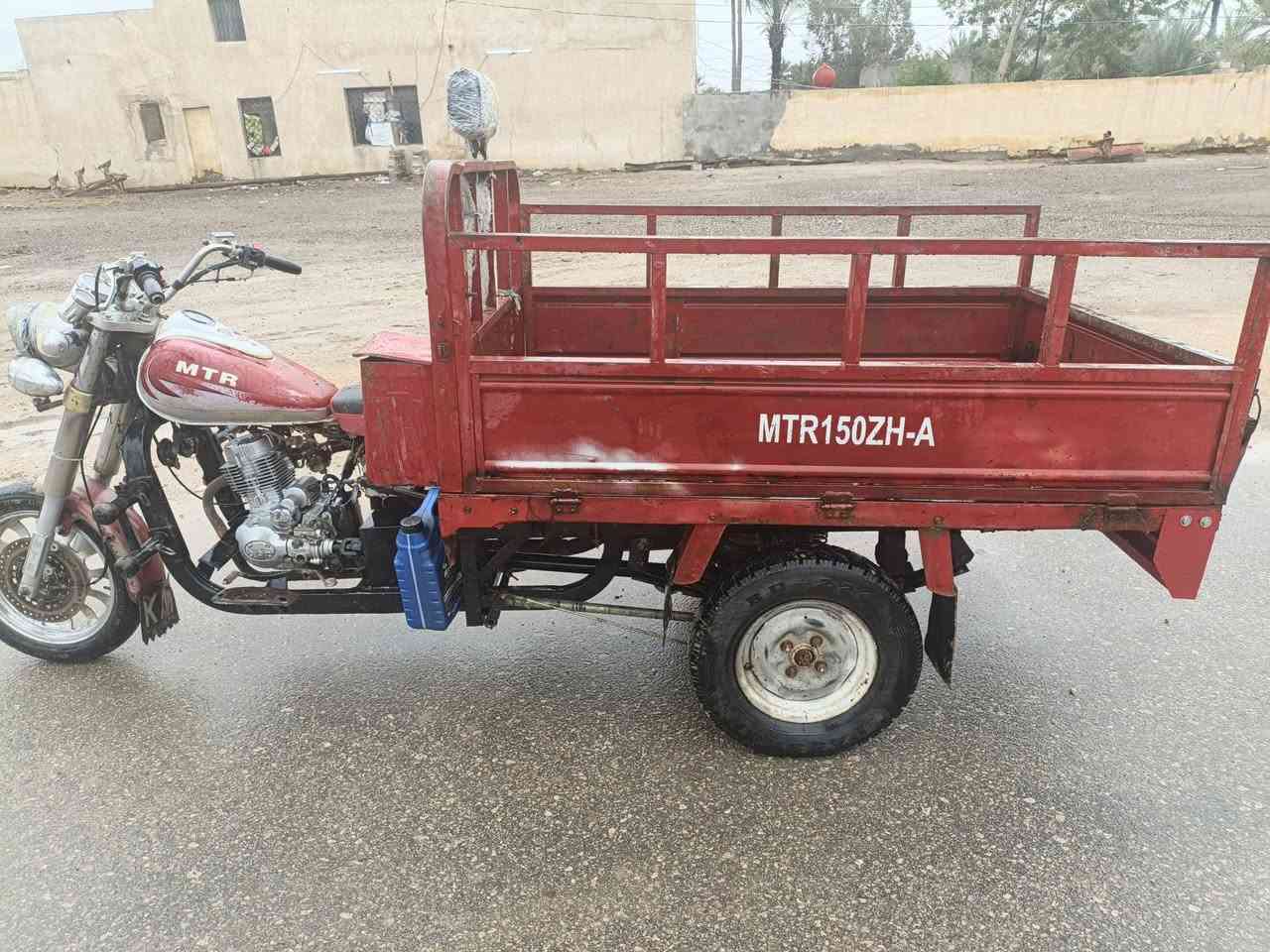 مرخصت صاحب الكروب ستوته مديل 19مكينه 25 تخم تاير جديد دبلات وره وكدام جديد وكيلها الجنابي بسمي مداور مباشر كفاله عامه سعر1500وبيها مجال  مكانها دوانيه غماس رقم ***********
