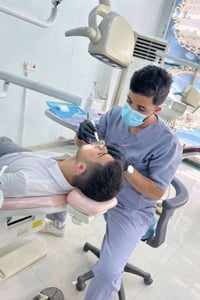 خدمات اسنان • مجانا • باب شارع ٤٠