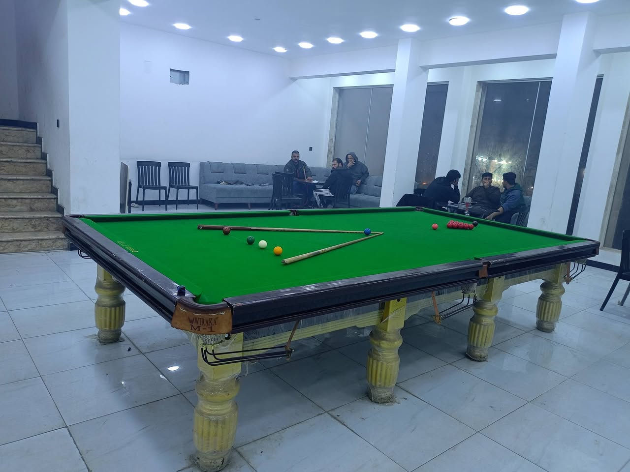 سنوكر ويركه ميز نضيف قيم وخذ لميز منصوب تشوفه بعينك وتفحصه يله تشتري مكاني بغداد حي  النصر ***********
