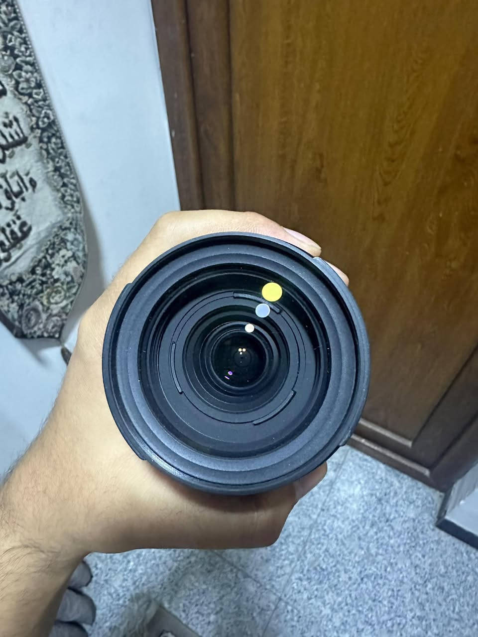 عدسة تامرون 18-300 
Apsc
F3.5-6.3

عدسة لكاميرات السوني الكروب فريم ، تشتغل ايضا على كاميرات الفل فريم مع تقريب 1.5 
فتحة متغيرة حسب الزوم 

تفيد لتصوير الرياضات ، ومفيدة اثناء السفر لان رينجها واسع من الوايد لحد الزوم القوي

مستعملة قليل جدا ، فقط مرتين اثناء السفر لا غير
كارتونتها الاصلية وغراضها موجودة 

سعر الجديدة يم قرطاج  ٩٣٦ الف

رايدها ب ٧٠٠ الف


**إذا كنت صاحب هذا الإعلان وتريد حذفه لأي سبب، رجاءا أرسل رسالة إلى الدعم الفني**