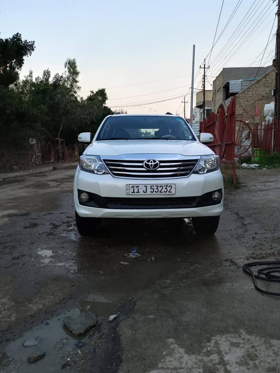 السلام عليكم 2012 رقم بغداد العنوان بغداد سياره حلوه وجديده***********
