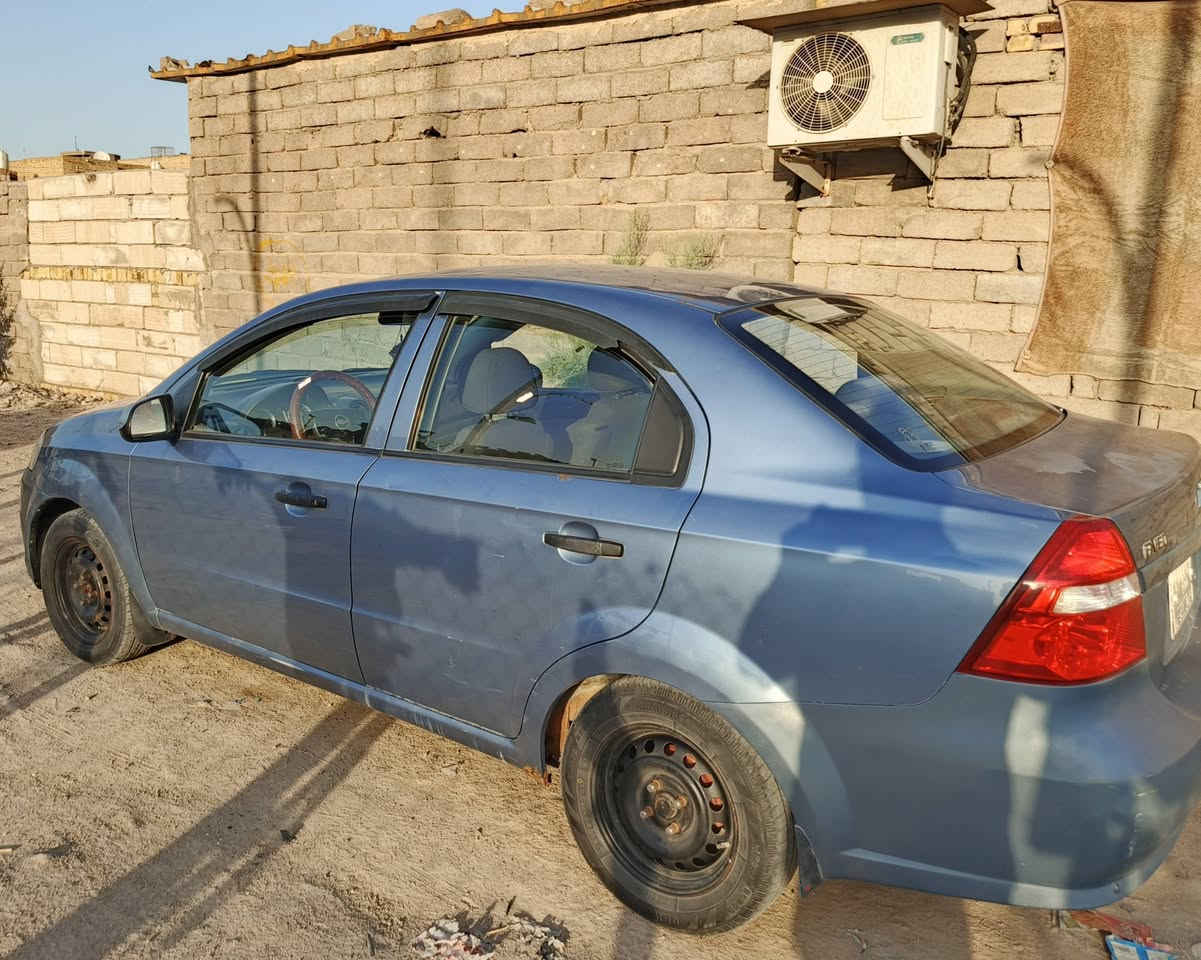 سلام عليكم افيو للبيع مديل 2007خليجي مابيه اي ضربه مكينه كير حداديه تبريد جاهزه سعر 53وبيه مجال مكان ناصريه  للاستفسار اتصل وتدلل ***********
