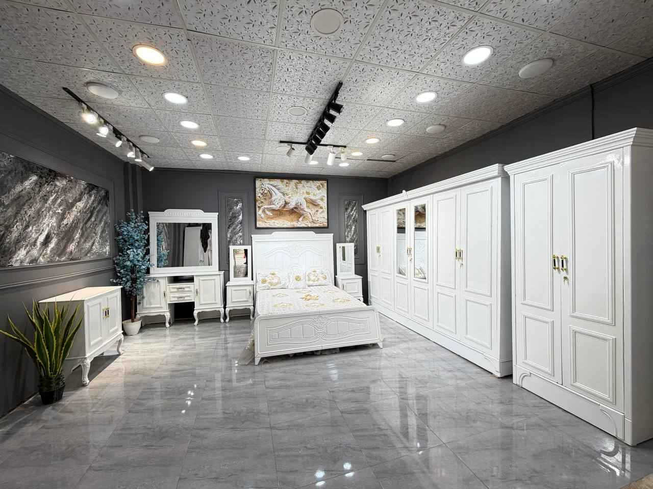 غرف صاج شغل عراقي 🇮🇶 
٧ قطع كنتور 6 ابواب
سعر الغرفة ٩٥٠ الف فقط ❤️
الخارج صاج ٤ ملم ام دي اف 
النقش سي ان سي 👉💞
والداخل صاج ٣ ملم 
١ 💥سرير قياس ١٦٠ × ٢٠٠ سم
٢ 💥ميز جانبي أيمن ٥٠ سم
٣ 💥ميز جانبي أيسر ٥٠ سم
٤ 💥زاوية بارتفاع الكنتور ٢٢٠ * ٨٠ سم
٥ 💥ميز بلازمه 
٦ 💥ميز مراية ارتفاع ٢٠٠ * ١٢٠ سم
٧ 💥كنتور ارتفاع ٢٢٠ سم عرض ٣١٥ سم
💜نقل وشد مناطق بغداد القريبة مجانا 
يوجد توصيل لجميع المحافظات
للحجز والاستفسار مراسلة الصفحة بغداد, العراق


**إذا كنت صاحب هذا الإعلان وتريد حذفه لأي سبب، رجاءا أرسل رسالة إلى الدعم الفني**