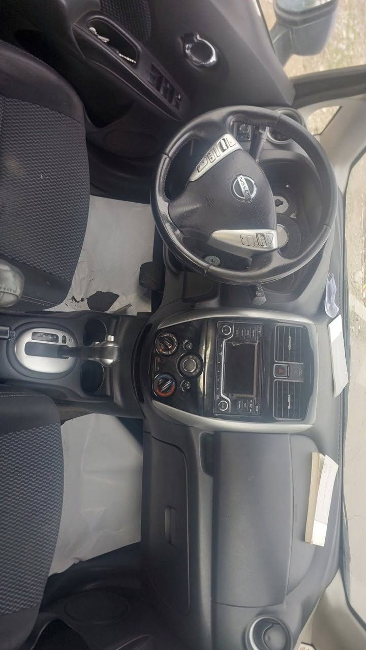 نیسان ڤێرسا  نۆت  2016
گێڕ ، مەکینە ،تەبرید بەشەرت
ڕەنگی  نەوتی
ڤۆلیۆم سوکان، تحدید سورعە،
شاشە و کامیرە
چارجام کاربا
12 ئێڕباگ
بلاجکتۆر
چارتایەی تازە
سەنەوی ڕێگاوبان ژینگە تازە تا 5/2028
بەناوخۆمان 
تەنها 1 پارچەی بۆیاغە
پێش کەپس  بێ ئێڕباگ
ئاوێنەی تەنیشتەکانی هیتەرە
دوگمەی  خزین
پێشی توند کراوەتەوە
نرخی  93 $  مامەڵەی تێدایە
*********** 
ڤایبەرو کۆڕەک أربيل, العراق
