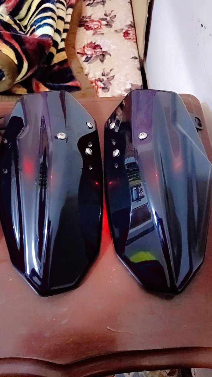 مصدات هوايات لبيع قطع اصليات ونضاف *********** توصيل موجود وبخدمتكم توصيل موجود
