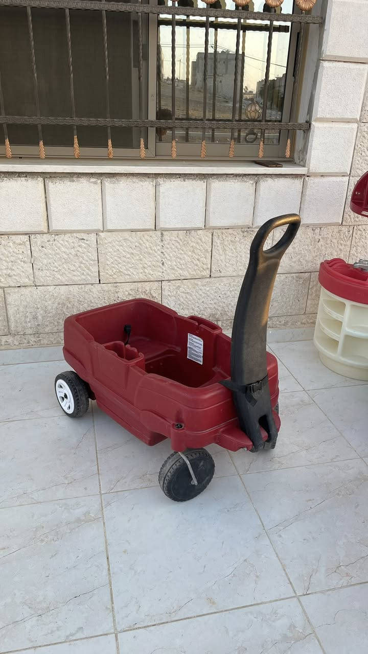 🚗 عربات أطفال من ماركة Step2 الأصلية – متوفرتين حالياً!

🔴🔵 عربتين متوفرتين (أحمر + أزرق)
🛠️ مصنوعتان من البلاستيك القوي والمقاوم للصدمات
🪑 مجهزتان بمقعد مريح وحزام أمان
🖐️ مقبض دفع عملي وسهل الاستخدام
🌟 مثالية للنزهات، الحدائق، والمشاوير القصيرة
🧽 نظيفة وبحالة جيدة

✨ فرصة رائعة لاقتناء ماركة Step2 بسعر مناسب!

📞 للطلب أو الاستفسار: 0777549131
📲 تابعوا صفحة الأندلس لألعاب الروضات و لوازم الحدائق والمزارع لكل جديد ومميز


**إذا كنت صاحب هذا الإعلان وتريد حذفه لأي سبب، رجاءا أرسل رسالة إلى الدعم الفني**