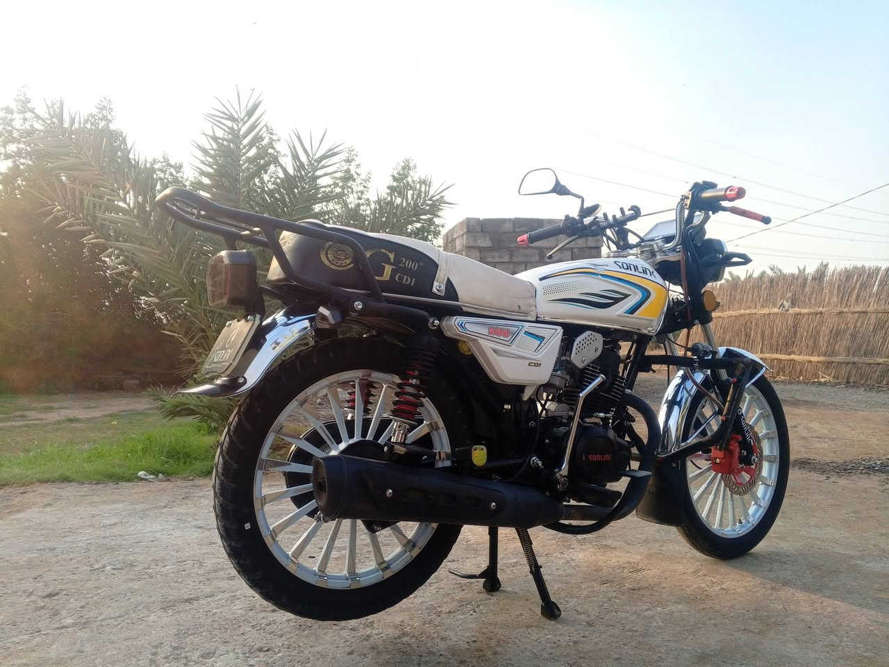 السلام عليكم دراجه للبيع موديل 25ماماشيه قليل لمكان واسط عزيزيه سعر خاص ***********/***********1
