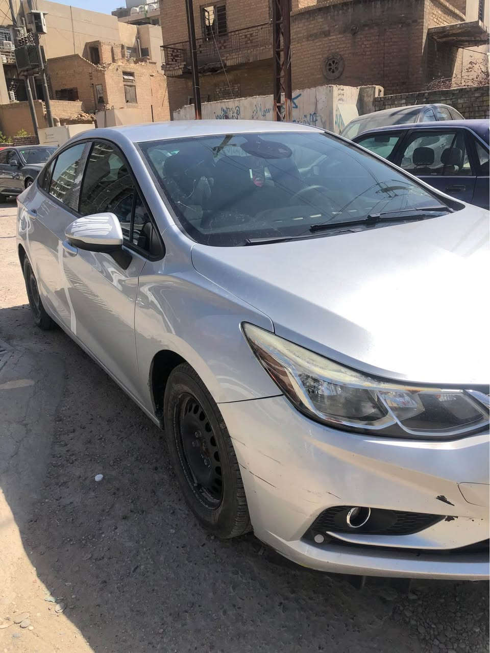 السلام عليكم 
شوفر كروز وارد امريكي موديل 2018 لون سلفر رقم انبار مشروع وطني بالغزالية او الرستمية تتحول مباشرة سنوية بعدها فعالة ، محرك كير خير من الله تبريد خير من الله بيها ملاحظات بسيطه على دخولها للعراق كوارد ماشيه 111 الف ميل حقيقي ترايك للبصرة حدادية ناعمة كاربلي شاشة وكاميرا بلاديه حساسات وعزل فول .. السعر 88 بي مجال بسيط جداااا .. عنواني بغداد كرادة قريب كهرمانه بغداد, العراق


**إذا كنت صاحب هذا الإعلان وتريد حذفه لأي سبب، رجاءا أرسل رسالة إلى الدعم الفني**