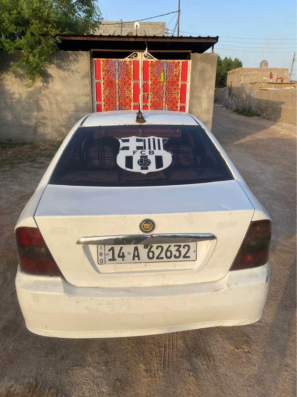 سلام عليكم 
للبيع جيلي سي كي ck مديل 12
سيارة جاهزة قبل شهر من شديتلها محرك حاويه 
نفس المحرك بس كوري 
كير عادي 
نقص حداديه فقط 
كامله مكمله 
تبريد شغال 
غرفتة نظيفة ومرتبة 
شاشة اندويد
والبدي شوف العين 
سنوية 2031 
راعية يريد تحويل 
عنواني بصرة الهارثة
السعر 29 وبيه مجال 
رقمي ***********
0️⃣7️⃣7️⃣0️⃣6️⃣2️⃣2️⃣1️⃣1️⃣2️⃣1️⃣ البصرة, العراق
