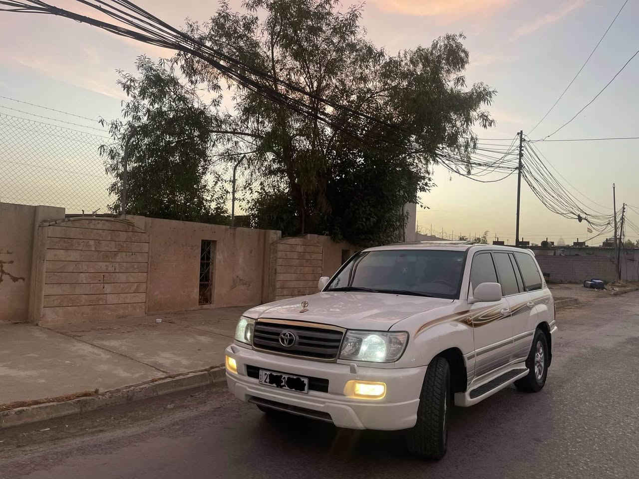 مؤنيكا  2007 GXR رقةم اسلي
سيستةم خاز و بةنزين  
سبي سةدةفي 
حةريق ژئر بئ 
   دوكمة ىوفرود
  فول فول مواسةفات  
سلايت. كئر تؤماتيك 
سةلاجة و تةبريد مةركةزي 
ناو فورميكة و  جام كارةبا جام ئتؤ   
ئاوئنة كارةبا .  بةخاخي ئاو  زؤر مواسةقاتي تر   پئش و پشت حةساس. و كاميرة 
تةلةبزؤن و شاشة گةورة 
رةقةم و سةنةوي نوئية بة ناو خومة 
فةحس و هةزةي نوئية      
  تاخم تاو ويلي دةلوبي اسل
هةمووشتئكي بة شةرتة 
گئر و مةكينةي بة شةرت
145هةزار رويشتوة 
بى سارد و لىدراو 
يةك دةستة لاي خوم هةموشتةكي لة سةر بيلادي خوية   
زمارةي خاوةن سيارةي 
سةحر 178
   *********** أربيل, العراق

