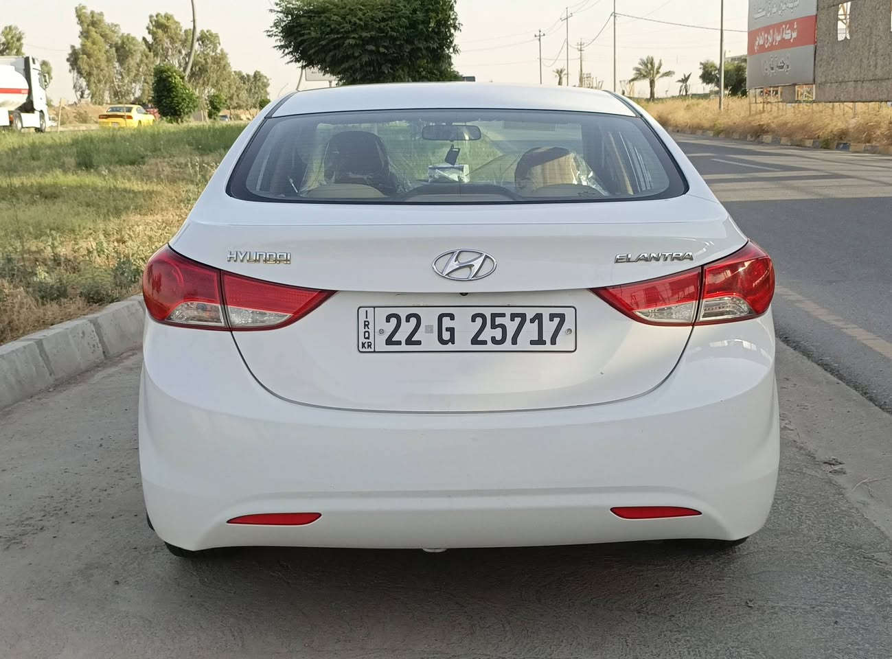 بيع فقط النترا 2012 خليجي رقم اربيل دولي شرط التحويل
بدون ضرر ولا صبغ 
تبريد ثلج 
محرك ما مفتوح شرط و الكير شرط  
كير/محرك/صدر خلفي امامي/تخم تاير/تخم ويل كب/ دوشمه /باتري جديد/كله شرط 
محرك 1800
شاشه+ كامره 
داخل عسلي
بلاجكتور بلادي
جرس تنبيه سرعه
قفل مركزي
تحكم ستيرين جيهتين
أشاره بالمراية 
السعر ١٢٠ و بيها مجال العنوان جنوب الموصل 
الاستفسار اتصال ***********
