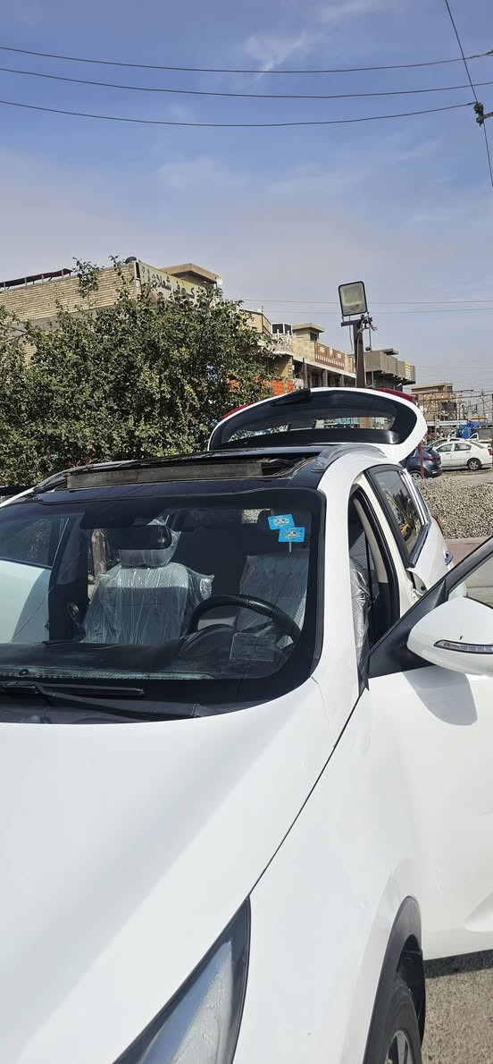 سبورتج 2012 
وارد كوري 
فول مواصفات للاخير 
مكينه ٢٠٠٠ 
ب اسمي سيارة رقم بغداد 
صدر جديد 
تخم تاير جديد 
دوشمه جديد 
ميزانيه وبلنص جديد 
كير مكينه بلادي و مكفولات وخير من لله 
تحويل ثاني يوم 
سيارة جاهزة من كلشي 
سعر ١٢٥


**إذا كنت صاحب هذا الإعلان وتريد حذفه لأي سبب، رجاءا أرسل رسالة إلى الدعم الفني**