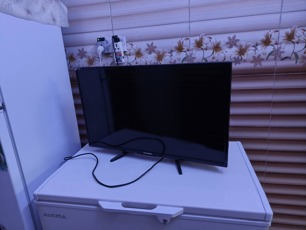 السلام عليكم عندي بلازمه حجمه 22 بدون نت السعر ٦٥
وميز طعام أربع كراسي سعر الميز ٧٠ ألف 

ملاحظة بي ٢ كراسي تعبانه 

مكاني بغداد زعفرانيه 

رقمي ‏‪***********‬‏
