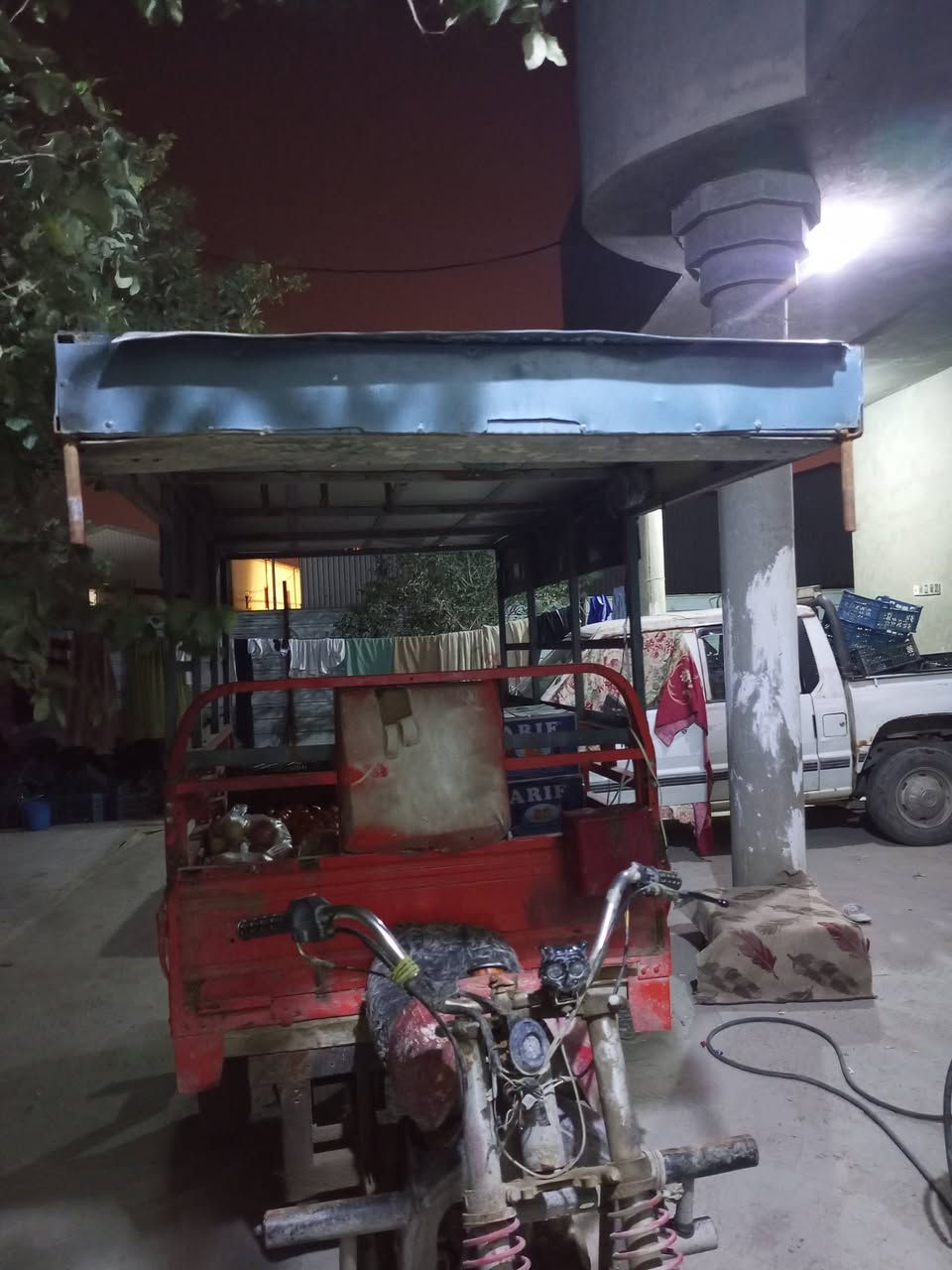 سقيفه ستوته كامله للبيع معا تجوات معا كابون تغليف صفاحي  مكاني الهوير *********** سعرها ٨٠ الف
