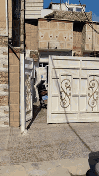 ابو دچير • ٩٠م • طابق ونص