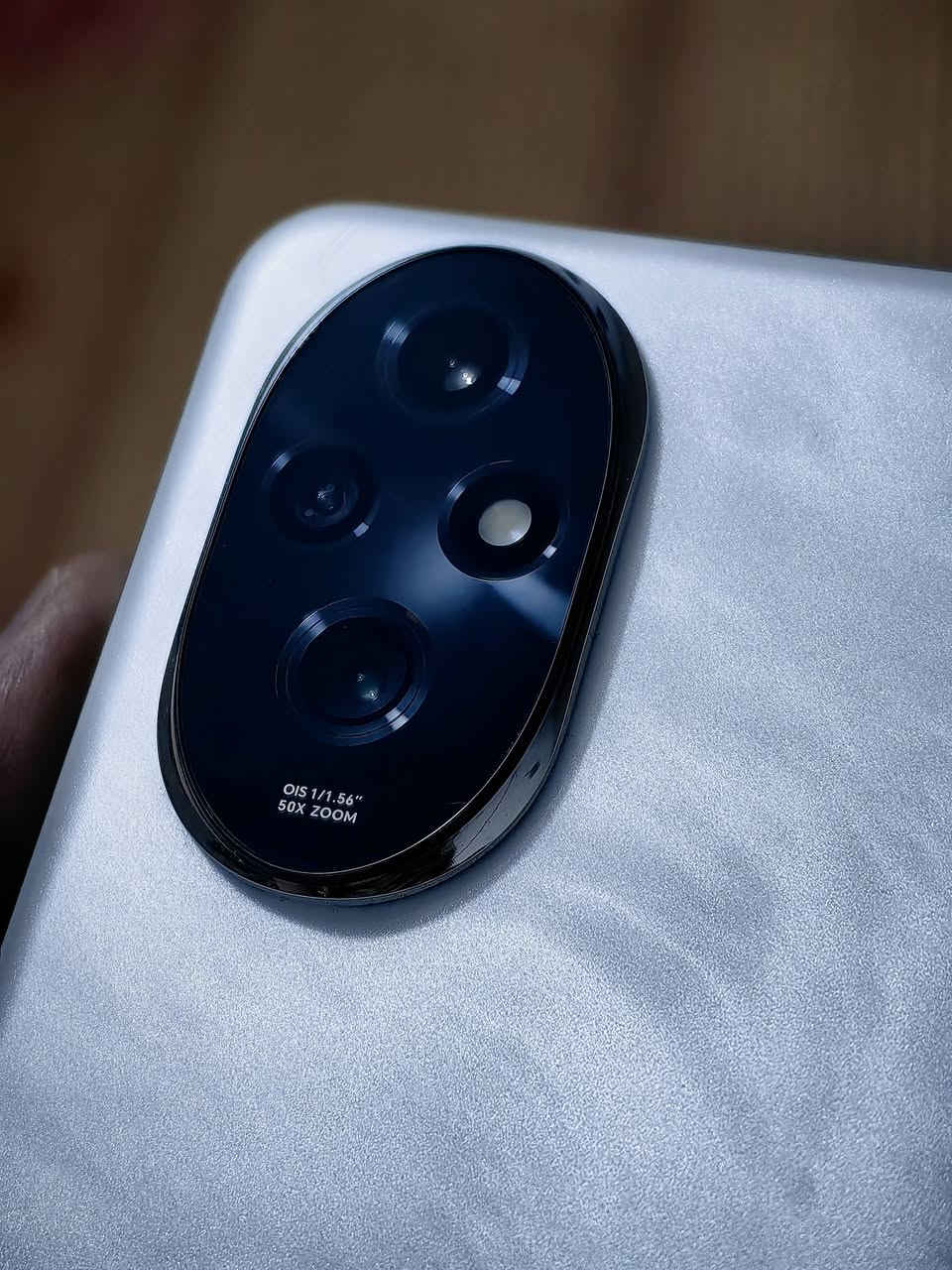 Honor 200 5g
هونور ٢٠٠ ٥جي 
ذاكرة 512 عشوائية 12+12
شاشه اوليد ١٢٠ هيرتز  بدقه 1200×2664
معالج سناب دراجون 7 جيل 3 
كاميرات مميزة بمستشعر سوني imx 906
50+50+12 مع زوم x50 وتصوير الفديوهات ٤كي 
اماميه 50 مع دعم تصوير الفديوهات ٤كي 
بطارية 5200 سيلكون كاربون بقوة شحن ١٠٠ واط 
سماعات ستيريو
اندرويد 16 
نظافة 90% شخوط بسيطه بالشاشه مال استخدام وكامل ملحقات
بيع او مراوس بنفس الفئه


**إذا كنت صاحب هذا الإعلان وتريد حذفه لأي سبب، رجاءا أرسل رسالة إلى الدعم الفني**