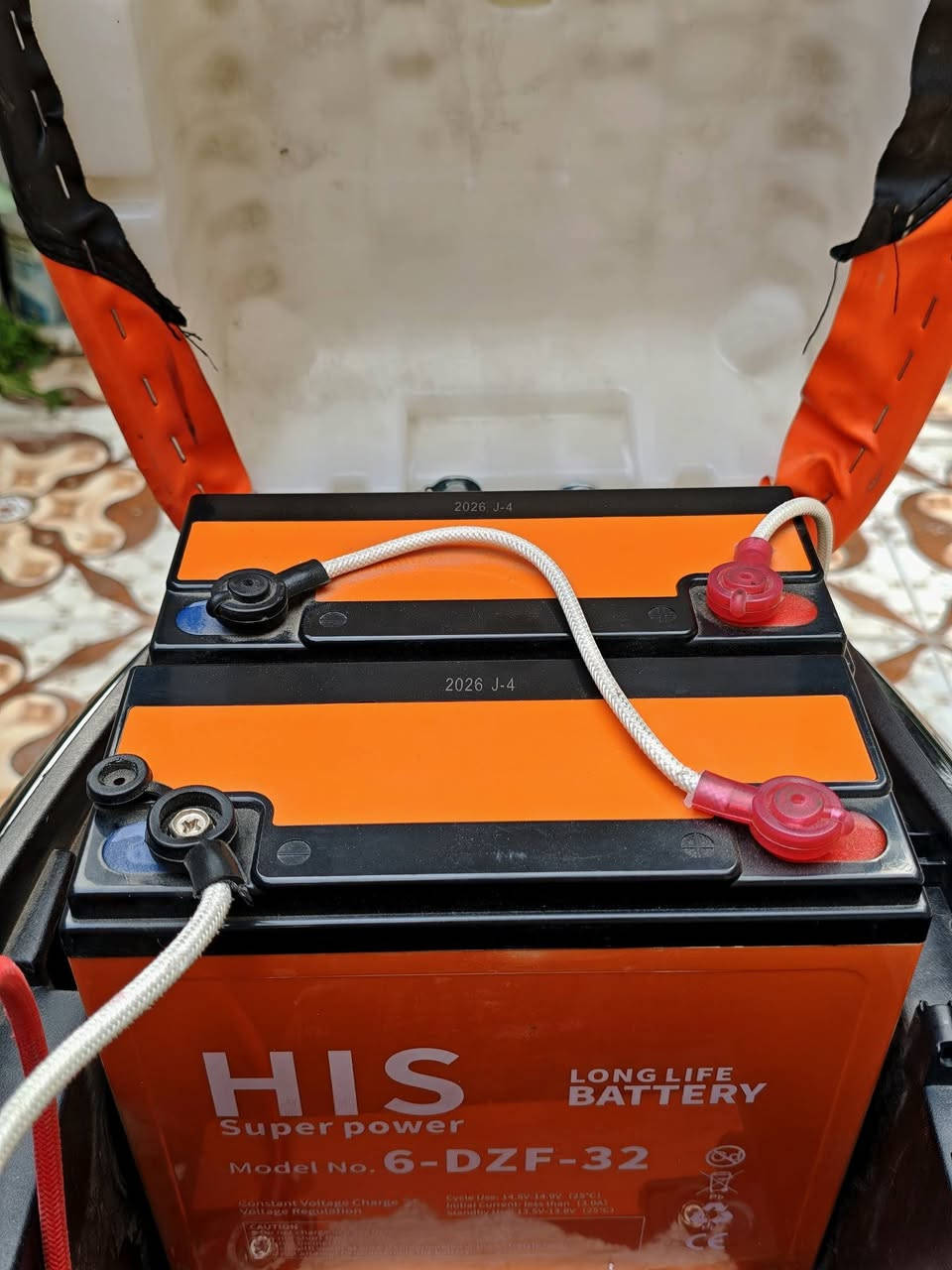 سلام عليك
دراجه شحن للبيع H900
5 بطاريات اصلي شرط
ملف 2000
كلشي بيها شغال شخط ماكو الحمد لله محفض عليها 
صار شهر ونص من خذتها ومحتاج فلوس وريد بيعها الشراي يراسلني و بالعافيع على
يخذا ميلكي هيج نضافه 
عنوان ديالى بعقوبه سعر 550 ماكو هيج سعر بهيج نضافه الي يكول جديد
وتعرف هسة سعر جدي معلك هي نضيفه تخذها وانت مطمن 
***********
موجود وتسااب  أو ماسنجر
